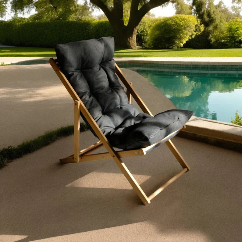 Elegant Outdoor Chaise Lounge - Stylish Pool Lounger,